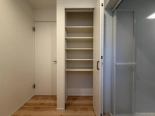 【神奈川県/横浜市港南区日限山】港南区日限山1丁目　新築戸建　3号棟/全3棟 収納