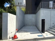 【神奈川県/横浜市戸塚区上矢部町】戸塚区上矢部町　新築戸建　5号棟/全5棟 駐車場