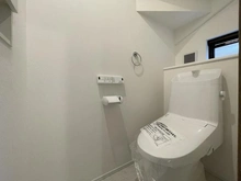 【神奈川県/横浜市港南区上永谷】港南区上永谷3丁目　新築戸建て　A号棟/全2棟 トイレ：1階