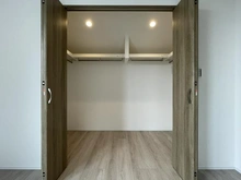 【神奈川県/横浜市港南区上永谷】港南区上永谷3丁目　新築戸建て　A号棟/全2棟 収納：洋室約6.9帖ウォークインクローゼット