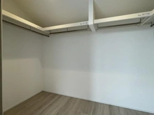 【神奈川県/横浜市港南区上永谷】港南区上永谷3丁目　新築戸建て　A号棟/全2棟 収納：洋室約6.9帖ウォークインクローゼット