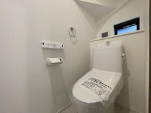 【神奈川県/横浜市港南区上永谷】港南区上永谷3丁目　新築戸建て　B号棟/全2棟 トイレ：1階