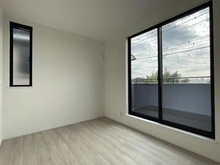 【神奈川県/横浜市港南区上永谷】港南区上永谷3丁目　新築戸建て　B号棟/全2棟 洋室：約5.3帖　南側