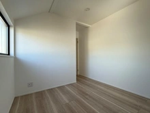 【神奈川県/横浜市戸塚区舞岡町】戸塚区舞岡町　新築戸建　2号棟/全3棟 洋室