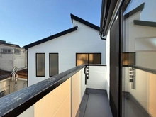 【神奈川県/横浜市戸塚区舞岡町】戸塚区舞岡町　新築戸建　2号棟/全3棟 バルコニー