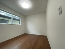 【神奈川県/大和市福田】大和市福田2丁目　新築戸建　3号棟/全7棟 サービスルーム（納戸）：約5.6帖