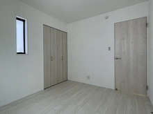 【神奈川県/横浜市戸塚区上矢部町】戸塚区上矢部町4期　新築戸建　2号棟/全3棟 洋室：約5.3帖