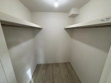 【神奈川県/横浜市戸塚区名瀬町】横浜市戸塚区名瀬町2期　1号棟/全2棟 ウォークインクローゼット