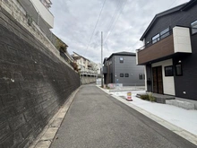 【神奈川県/横浜市戸塚区名瀬町】横浜市戸塚区名瀬町2期　1号棟/全2棟 前面道路