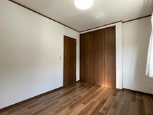 【神奈川県/横浜市戸塚区前田町】戸塚区前田町　中古戸建 洋室：2階　真ん中　約6.0帖