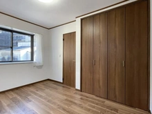 【神奈川県/横浜市戸塚区前田町】戸塚区前田町　中古戸建 洋室：2階　右　約6.0帖