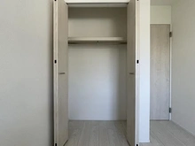 【神奈川県/横浜市泉区中田南】泉区中田南2丁目　新築戸建　3号棟/全3棟 収納：洋室約5.1帖　北東側