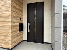 【神奈川県/茅ヶ崎市香川】茅ヶ崎市香川1丁目5期　新築戸建　2号棟/全2棟 玄関