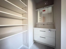 【神奈川県/横浜市南区中里】南区中里2丁目　新築戸建 洗面所