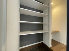 【神奈川県/茅ヶ崎市香川】茅ヶ崎市香川5丁目　新築戸建　2号棟/全10棟 玄関：シューズインクローゼット