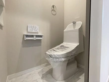 【神奈川県/茅ヶ崎市香川】茅ヶ崎市香川5丁目　新築戸建　3号棟/全10棟 トイレ：2F