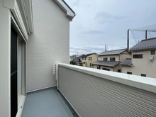 【神奈川県/茅ヶ崎市香川】茅ヶ崎市香川5丁目　新築戸建　8号棟/全10棟 バルコニー