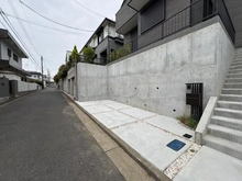 【神奈川県/横浜市戸塚区平戸町】戸塚区平戸町　新築戸建　A号棟/全2棟 駐車場
