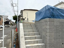 【神奈川県/横浜市保土ケ谷区境木本町】保土ケ谷区境木本町 新築戸建A号棟/全2棟 アプローチ
