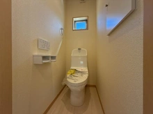 【神奈川県/横浜市泉区和泉中央南】泉区和泉中央南2丁目　新築戸建　1号棟/全5棟 トイレ：2F