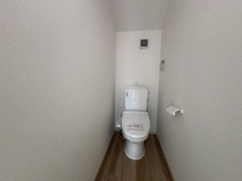 【神奈川県/茅ヶ崎市松が丘】茅ヶ崎市松が丘2丁目　新築戸建　2号棟/全2棟 トイレ