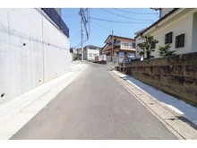 【神奈川県/横浜市戸塚区平戸】戸塚区平戸5丁目　新築戸建　1号棟/全2棟 前面道路