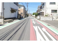 【神奈川県/横浜市保土ケ谷区法泉】保土ケ谷区法泉2丁目　中古戸建 前面道路