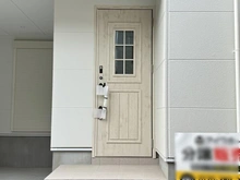 【大阪府/吹田市吹東町】吹田市吹東町　新築戸建て 玄関