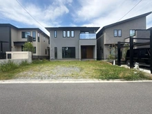 【大阪府/吹田市古江台】吹田市古江台6丁目　新築戸建て 外観：全一区画
中央