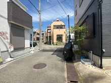 【大阪府/箕面市石丸】箕面市石丸2期1号棟 前面道路