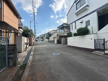 【大阪府/箕面市今宮】箕面市今宮4丁目 前面道路：一区画　右側