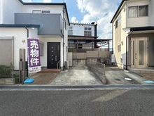 【大阪府/箕面市稲】箕面市稲3丁目中古戸建 外観：写真左側