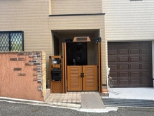 【大阪府/箕面市外院】箕面市外院三丁目　中古戸建 アプローチ