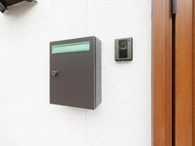 【大阪府/吹田市千里山東】吹田市千里山東1丁目　中古戸建 玄関