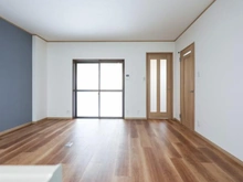 【大阪府/吹田市千里山東】吹田市千里山東1丁目　中古戸建 リビング・ダイニング