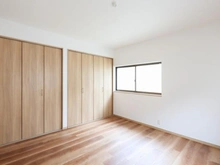 【大阪府/吹田市千里山東】吹田市千里山東1丁目　中古戸建 洋室