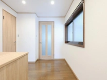 【大阪府/吹田市千里山東】吹田市千里山東1丁目　中古戸建 廊下