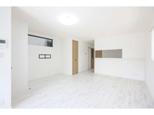 【大阪府/吹田市千里丘中】吹田市千里丘中　中古戸建 リビング・ダイニング