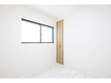 【大阪府/吹田市千里丘中】吹田市千里丘中　中古戸建 洋室
