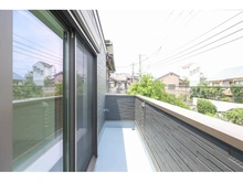 【大阪府/吹田市千里丘中】吹田市千里丘中　中古戸建 バルコニー