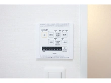 【大阪府/吹田市千里丘中】吹田市千里丘中　中古戸建 浴室暖房換気乾燥機操作パネル