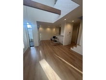 【兵庫県/西宮市甲陽園山王町】西宮市甲陽園山王町5丁目　中古戸建 リビング・ダイニング：※家具・調度品は販売価格に含まれておりません