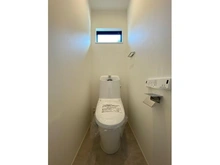 【兵庫県/西宮市仁川町】西宮市仁川町二丁目　新築戸建 トイレ：1階