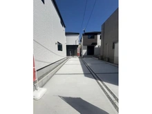 【兵庫県/西宮市浜甲子園】西宮市浜甲子園1丁目 新築戸建3号棟 駐車場