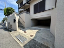 【兵庫県/西宮市仁川百合野町】西宮市仁川百合野町　中古戸建 駐車場