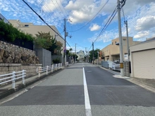 【兵庫県/西宮市満池谷町】西宮市満池谷町　中古戸建 前面道路