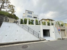 【神奈川県/横浜市青葉区美しが丘】青葉区美しが丘3丁目　中古戸建 外観
