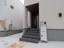 【神奈川県/横浜市青葉区鴨志田町】青葉区鴨志田町　新築戸建　3号棟 玄関