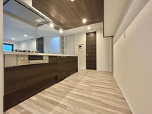 【神奈川県/横浜市青葉区青葉台】青葉区青葉台2丁目　新築戸建　2号棟 キッチン