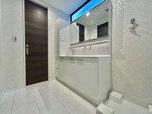 【神奈川県/横浜市青葉区青葉台】青葉区青葉台2丁目　新築戸建　2号棟 洗面所